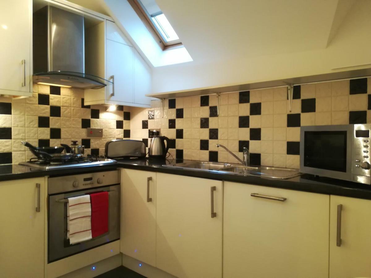 Modern, 2 Bedroom With Sofa Bed, Uplands, Swansea